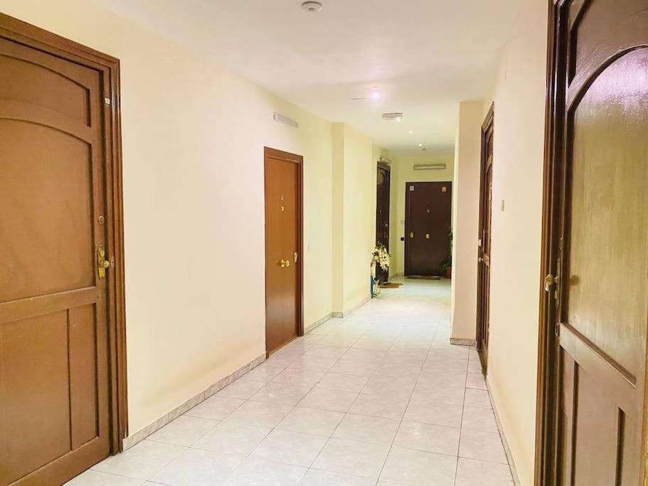 Apartamento En Gran Via De Madrid 45 4 Exteriör bild