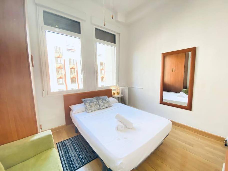 Apartamento En Gran Via De Madrid 45 4 Exteriör bild