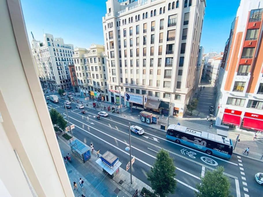 Apartamento En Gran Via De Madrid 45 4 Exteriör bild