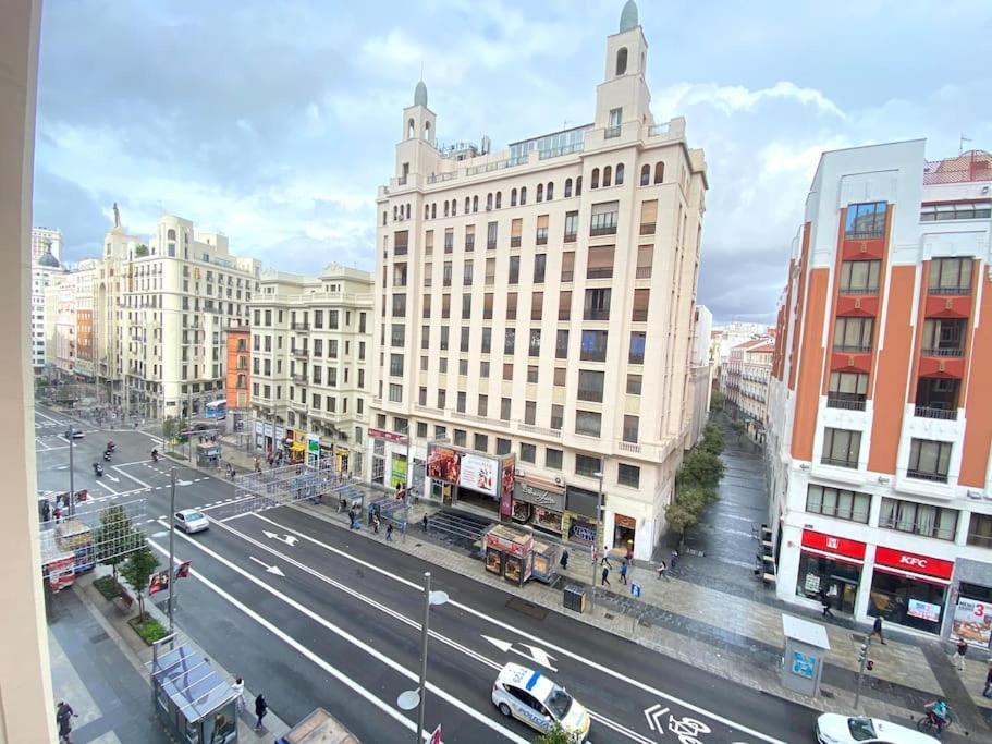 Apartamento En Gran Via De Madrid 45 4 Exteriör bild
